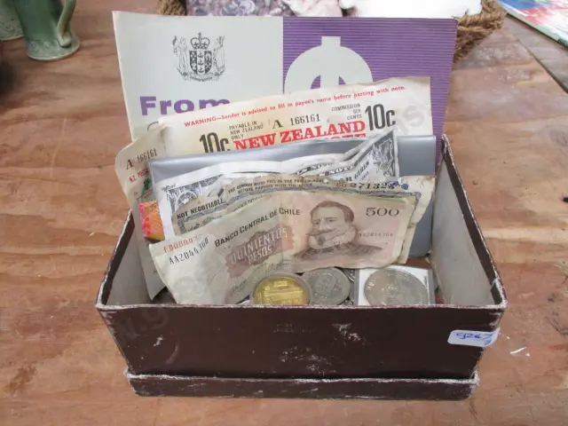 Coins & Banknotes Image 1++